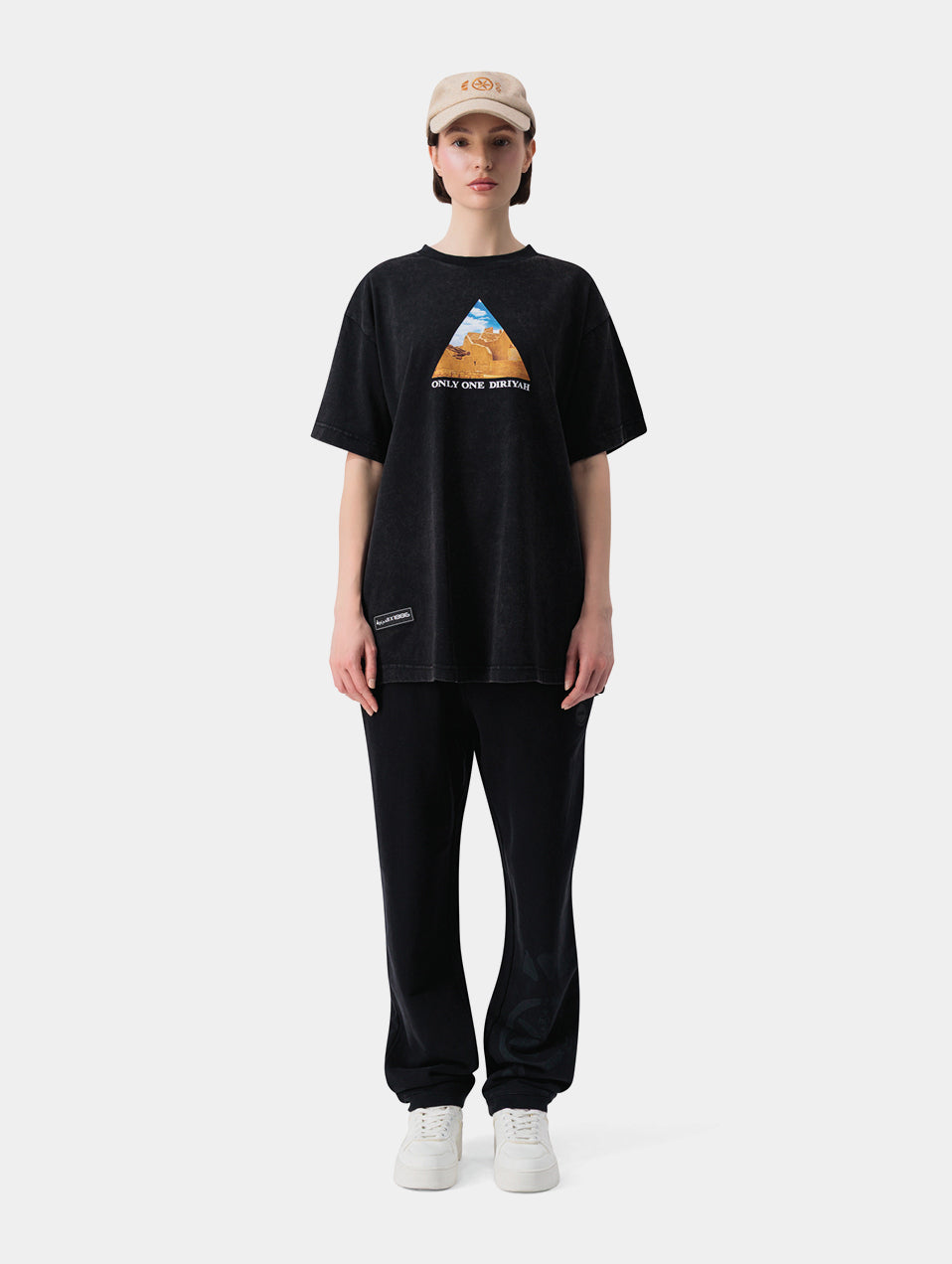 AD-DIRIYAH SWEATPANTS